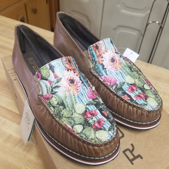 Roper Shoes - LAST PAIR!! NWT- Roper Prickly Pear Moccasin